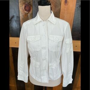 LL Bean white 100% cargo style jacket with pockets, size XS petite.